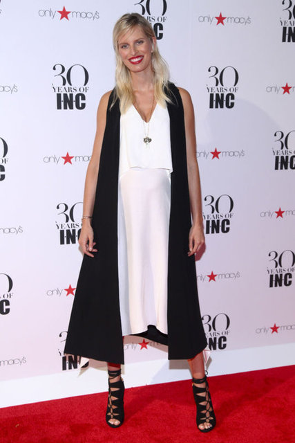 KAROLINA KURKOVA