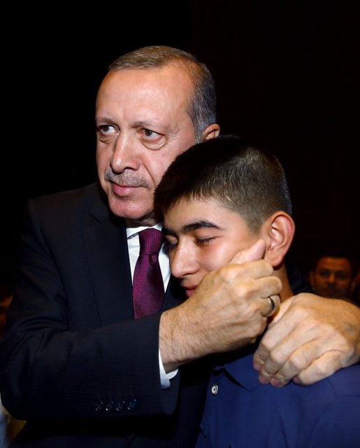 Cumhurbaşkanı Erdoğan ve Başbakan Binali Yıldırım'ın da katıldığı programda duygusal anlar yaşandı.