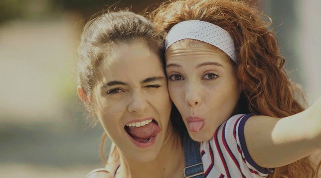 Arkadaşlar İyidir'den ilk fotoğraflar