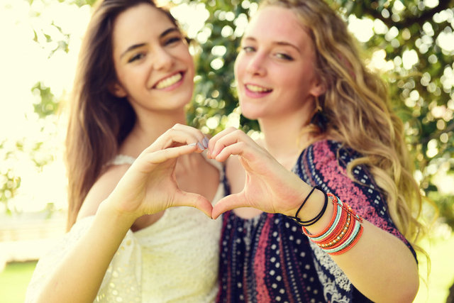 Arkadaşlar İyidir'den ilk fotoğraflar