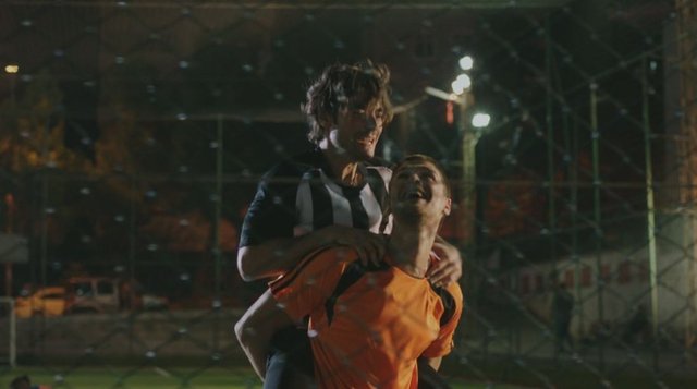 Arkadaşlar İyidir'den ilk fotoğraflar