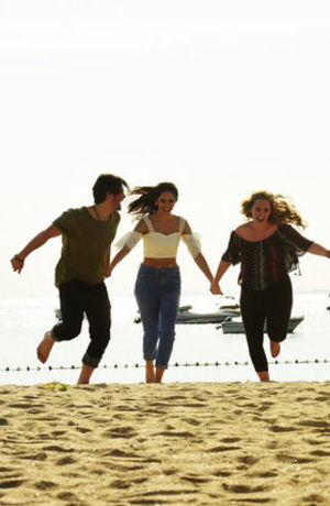 Arkadaşlar İyidir'den ilk fotoğraflar