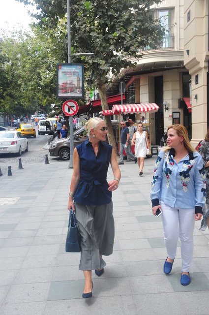 ARZU ATABARUT, YEŞİM HATTAT
