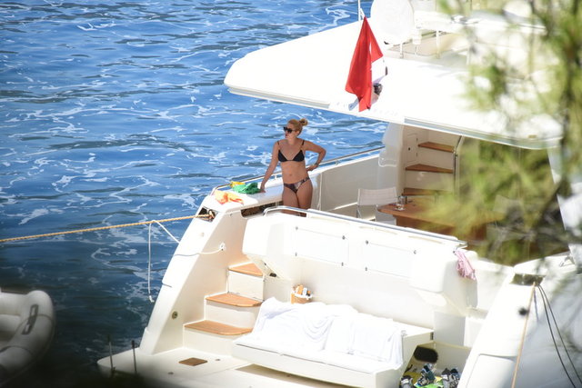 ESRA DİNÇKÖK