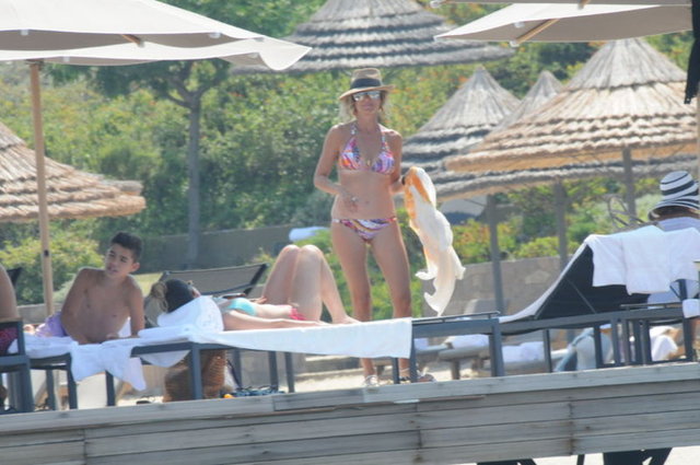 ESRA OFLAZ GÜVENKAYA