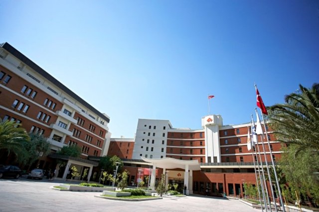 29 İzmir Ekonomi Üniversitesi
