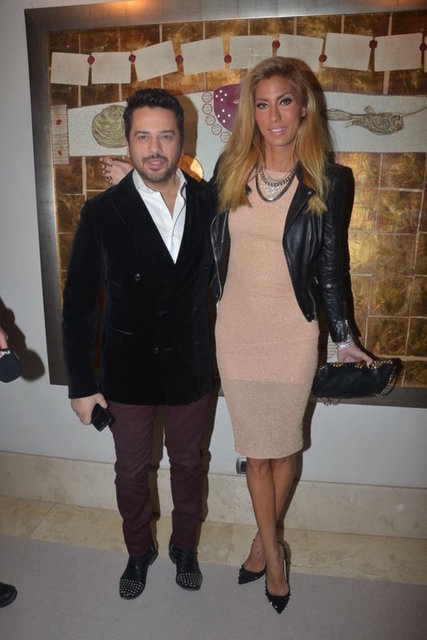 Çağla Şıkel, Mykonos tatili sonrası bir AVM'de görüntülendi.