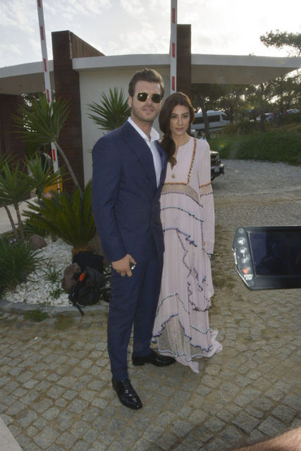 Oyuncu bu kez farklı bir semte yöneldi. 9 ay önce Bağdat Caddesi'nden 2 büyük dükkan aldı. Milyon dolarlık gayrimenkulleri kredi kullanmadan, peşin parayla sahip olan yakışıklı oyuncu her 2 yeri 50'şer bin TL'den kiraya verdi.