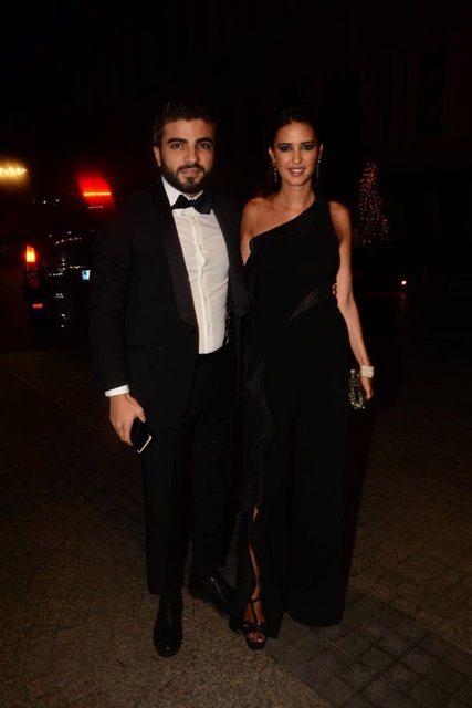 Sosyete ve sanat dünyasından birçok ünlü ismin katıldığı düğüne Ceylan Çapa, sevgilisi Serkan Uçar'la birlikte gitti. İşte düğün davetine katılan diğer isimler...