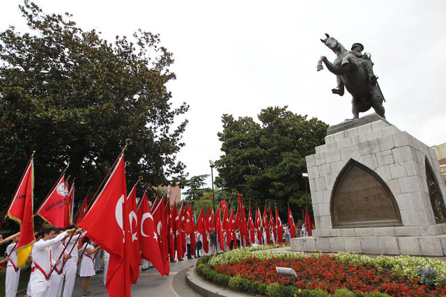 Samsun'da, 30 Ağustos Zafer Bayramı kutlamaları böyle başladı.