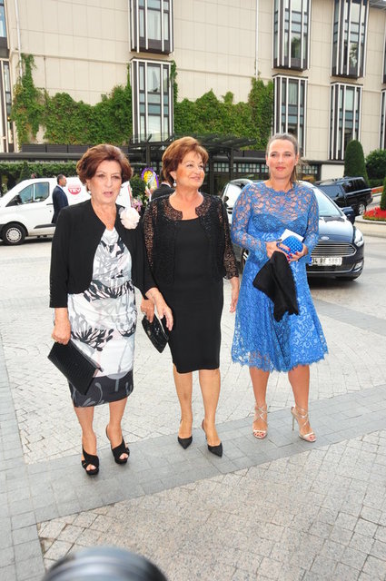BERNA TOKAR, BERNA - CEREN YILMAZ