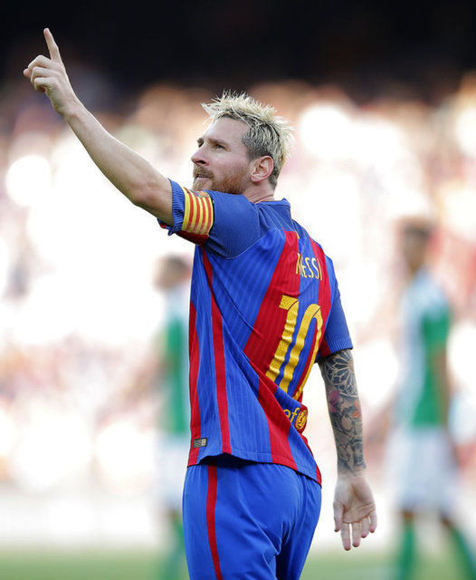 2. Messi (Barcelona) - 93