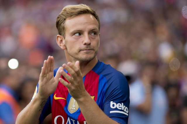 35. Ivan Rakitic (Barcelona) - 87