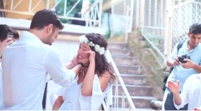 Два лица стамбула свадьба пелин и маджита. Пелин карахан. Ферит жениться на пелин. Пелин карахан. Салих бадемджи.