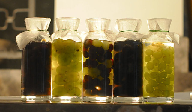 Zayıflama için günde 3 defa yemeklerden sonra (aç karnına asla) 1 tatlı kaşığı içilmesi önerilir. n Ensülin salgısını ve kan şekerini düzenler.