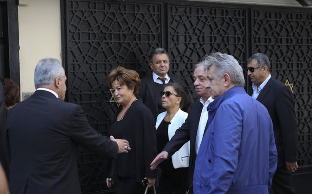 BERNA YILMAZ, ESRA TOKAR