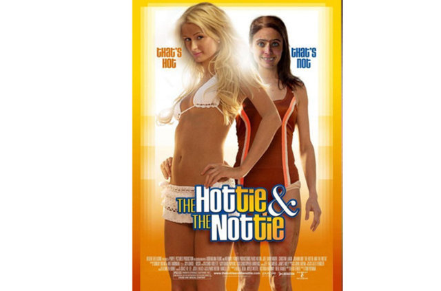 16 – The Hottie & the Nottie (2008) – IMDB Puanı: 1.9