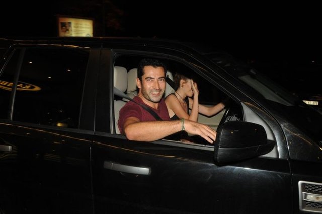 Sanatçıya çok teşekkür eden vatandaşlar, evlerine kurban eti götürmenin mutluluğunu yaşadı. İmirzalıoğlu'nun gizli tutmaya çalıştığı yardım, 'fısıltı gazetesi' sayesinde ortaya çıktı.