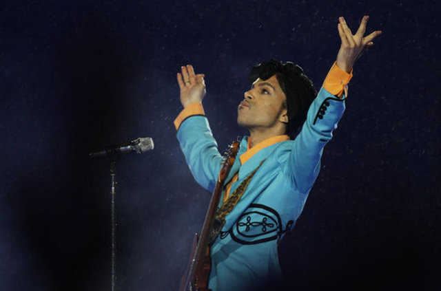 21 Nisan Pop ikonu olarak adlandırılan Prince 57 yaşında hayatını kaybetti.