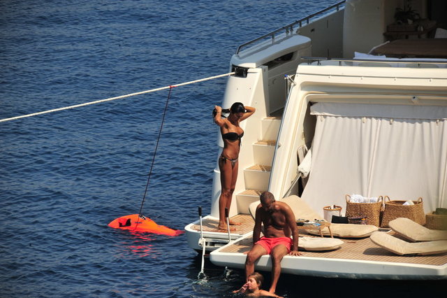 AYŞE SAN