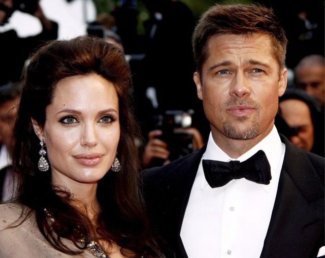 ANGELINA JOLIE - BRAD PITT
