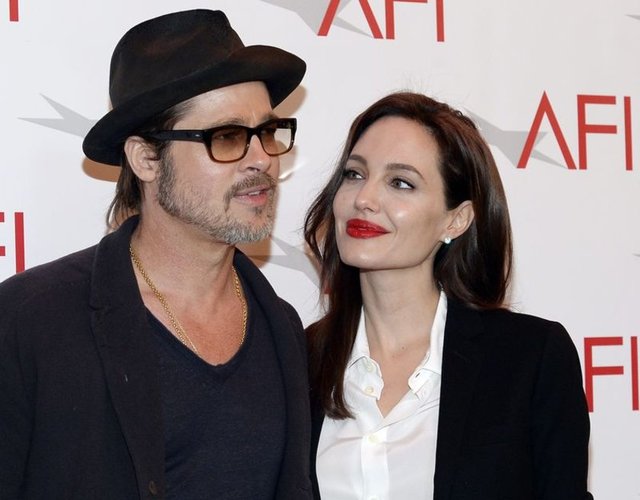 ANGELINA JOLIE - BRAD PITT