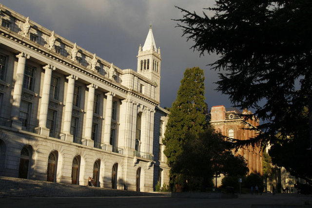 10 - Kaliforniya Üniversitesi