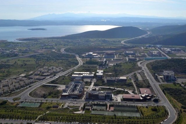 601 - 800 İzmir Teknik Enstitüsü