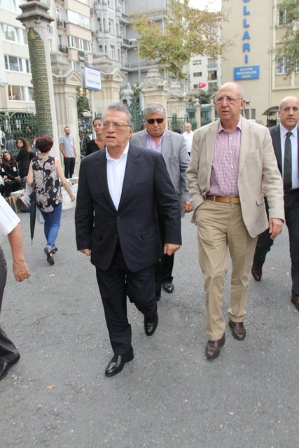 MESUT YILMAZ, CAVİT KAVAK