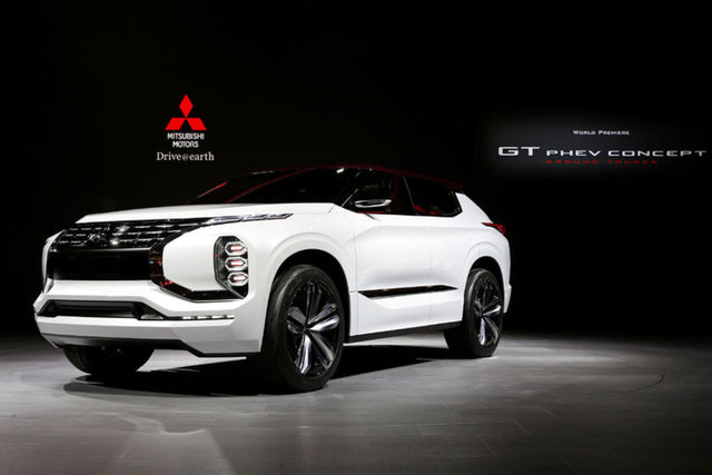 Mitsubishi GT-PHEV Concept