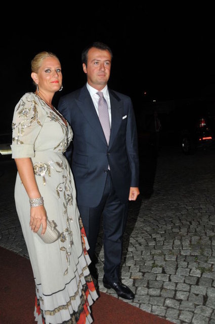 AYLİN - HAKAN SARUHAN