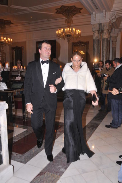 AYLİN - HAKAN SARUHAN