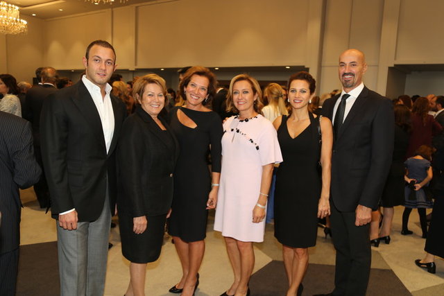ALİCAN ULUSOY, TÜLAY ULUSOY, EMRA ÇARMIKLI, REVNA DEMİRÖREN, MERVA ULUSOY, İBRAHİM ÇARMIKLI