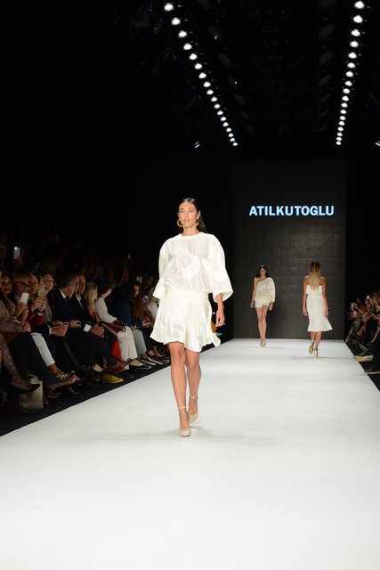 ATIL KUTOĞLU DEFİLESİ