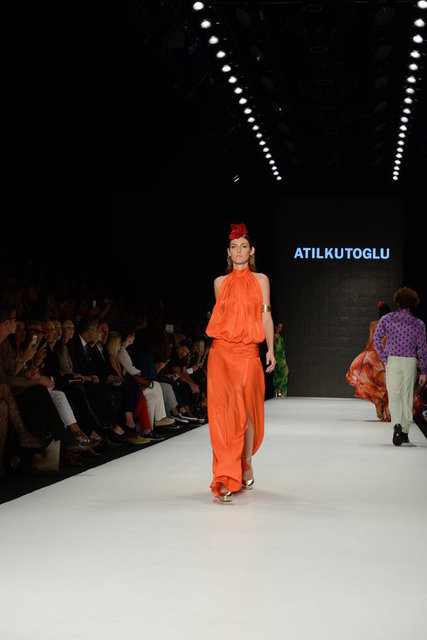 ATIL KUTOĞLU DEFİLESİ