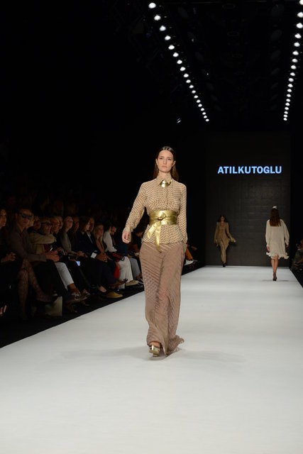 ATIL KUTOĞLU DEFİLESİ