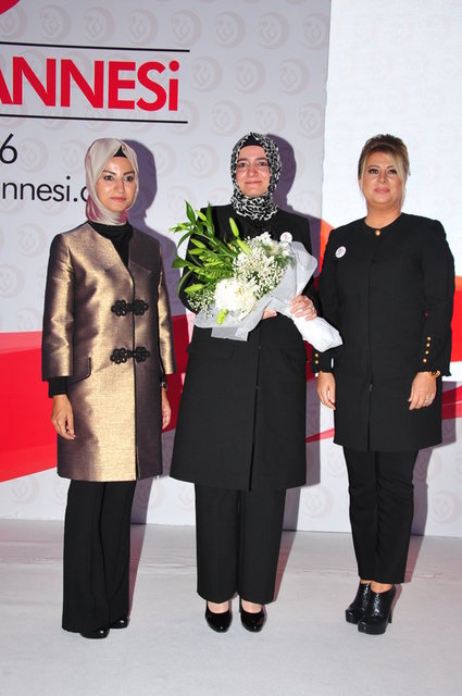 BÜŞRA YILDIRIM, FATMA BETÜL SAYAN, ZERRİN MENTEŞEOĞLU 