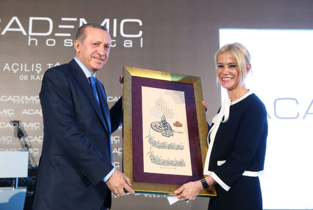 CUMHURBAŞKANI RECEP TAYYİP ERDOĞAN, PROF. DR. NEŞE KAVAK