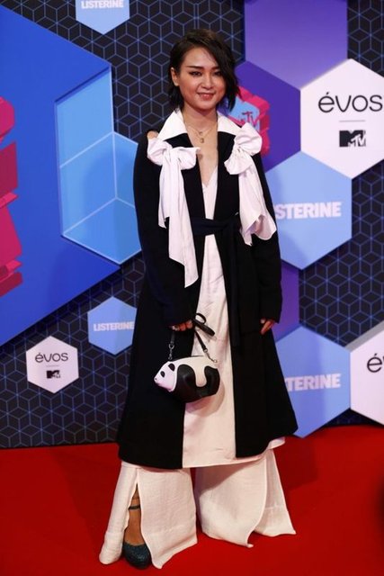 BIBI ZHOU