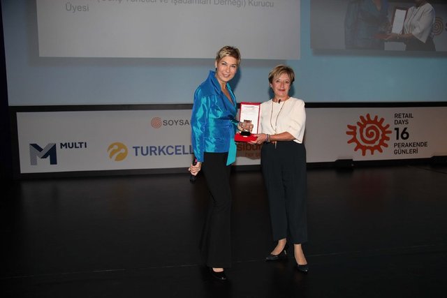 LEYLA ALATON, HÜLYA ASLANTAŞ