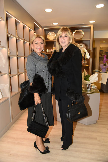MERAL YAZICI, BANU AKÇAL