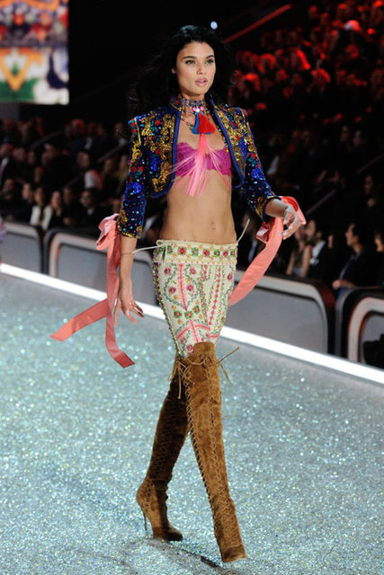 VICTORIA'S SECRET MELEKLERİ