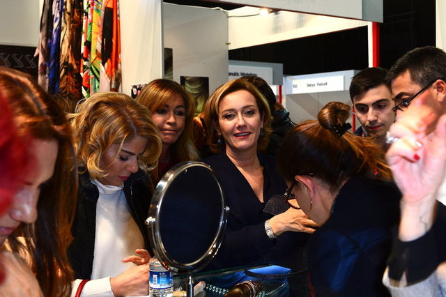 REVNA DEMİRÖREN, DALIA GARİH