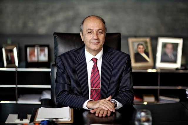 TUNCAY ÖZİLHAN