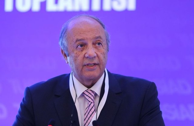 TUNCAY ÖZİLHAN