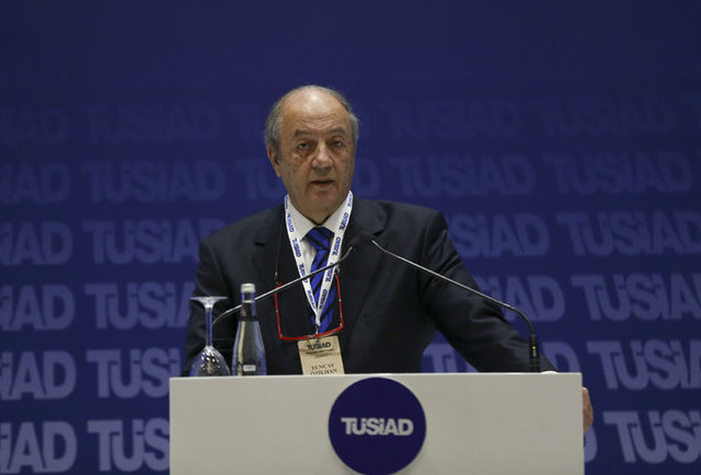 TUNCAY ÖZİLHAN