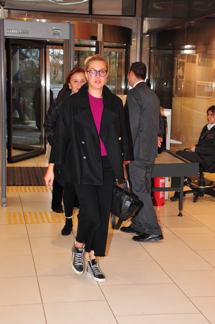 ESRA DİNÇKÖK, SAMRA TÜMEN