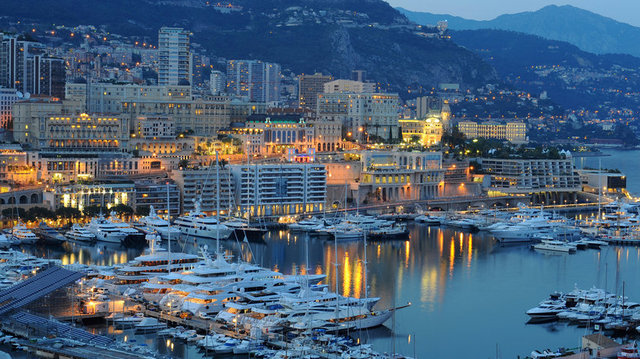 MONTE CARLO