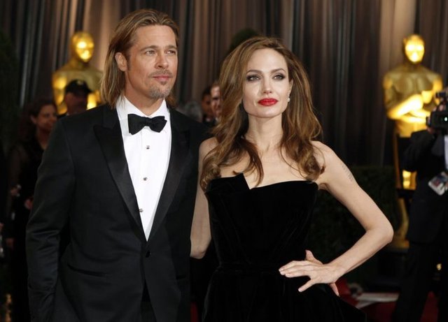 ANGELINA JOLIE - BRAD PITT