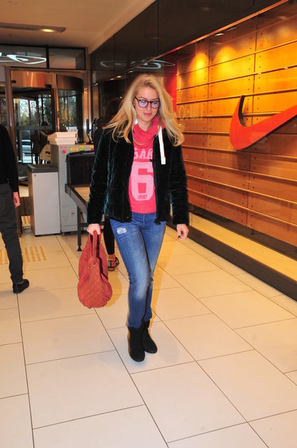 ESRA DİNÇKÖK